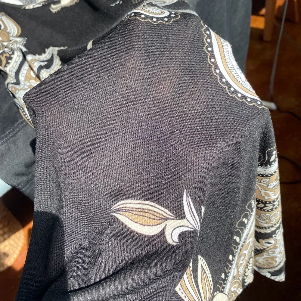 LASCANA for Venus Cold-shoulder Mini Dress Black Paisley XS - Picture 8 of 11